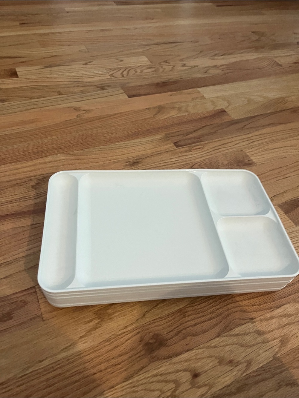 Tupperware  lunch Tray
